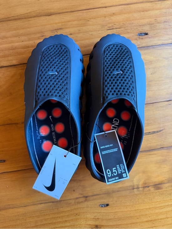 Nike Other - NWT Nike black slip-on Mind 001 slides
